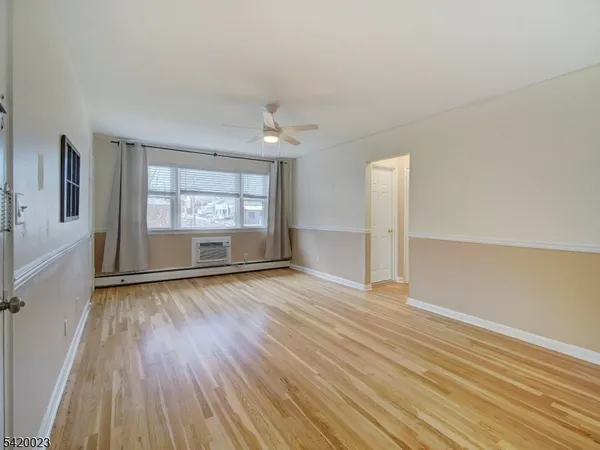 $1,850 | 741 Bloomfield Avenue, Unit A2, Verona, NJ 07044