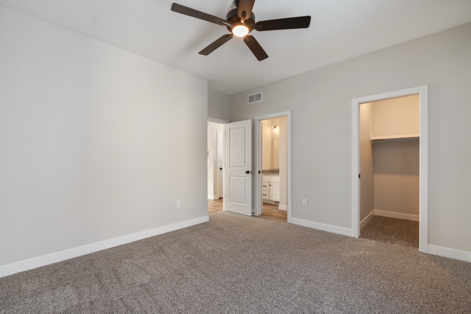 640 West Main Street Warsaw, IN 46580 - Photo 14 of 36