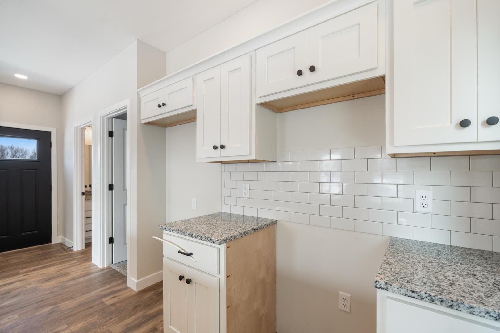 640 West Main Street Warsaw, IN 46580 - Photo 23 of 36