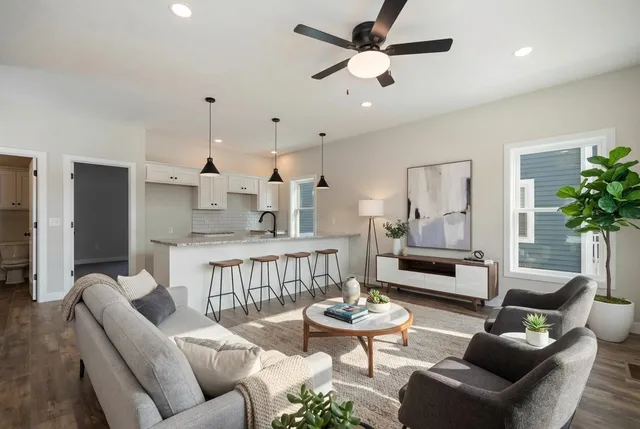 $312,000 | 640 West Main Street, Warsaw, IN 46580