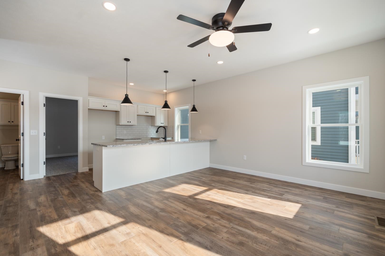 640 West Main Street Warsaw, IN 46580 - Photo 7 of 36