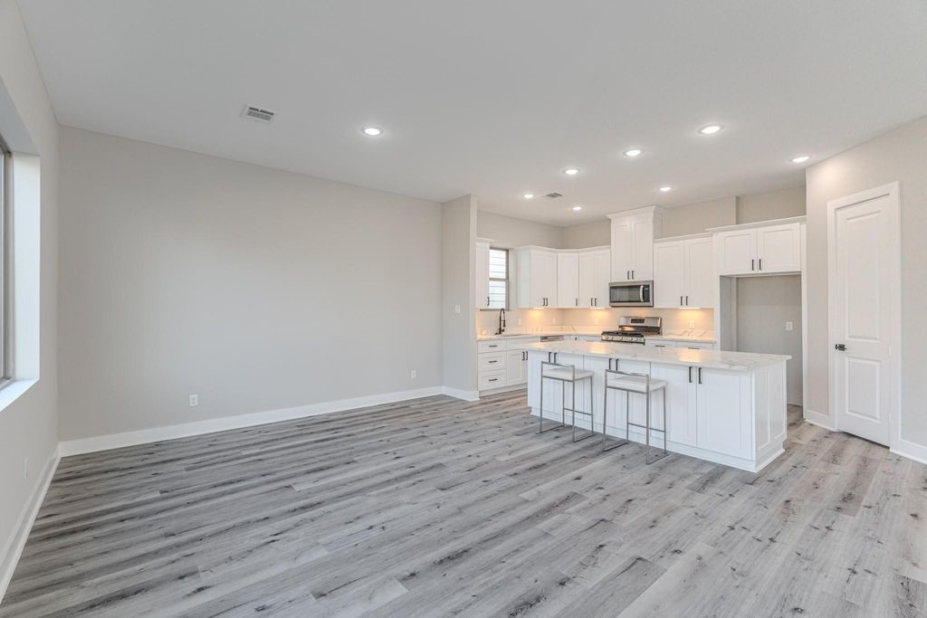 15038 Wunderlust Houston, TX 77069 - Photo 2 of 27