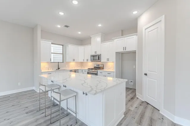 $2,590 | 15038 Wunderlust, Houston, TX 77069