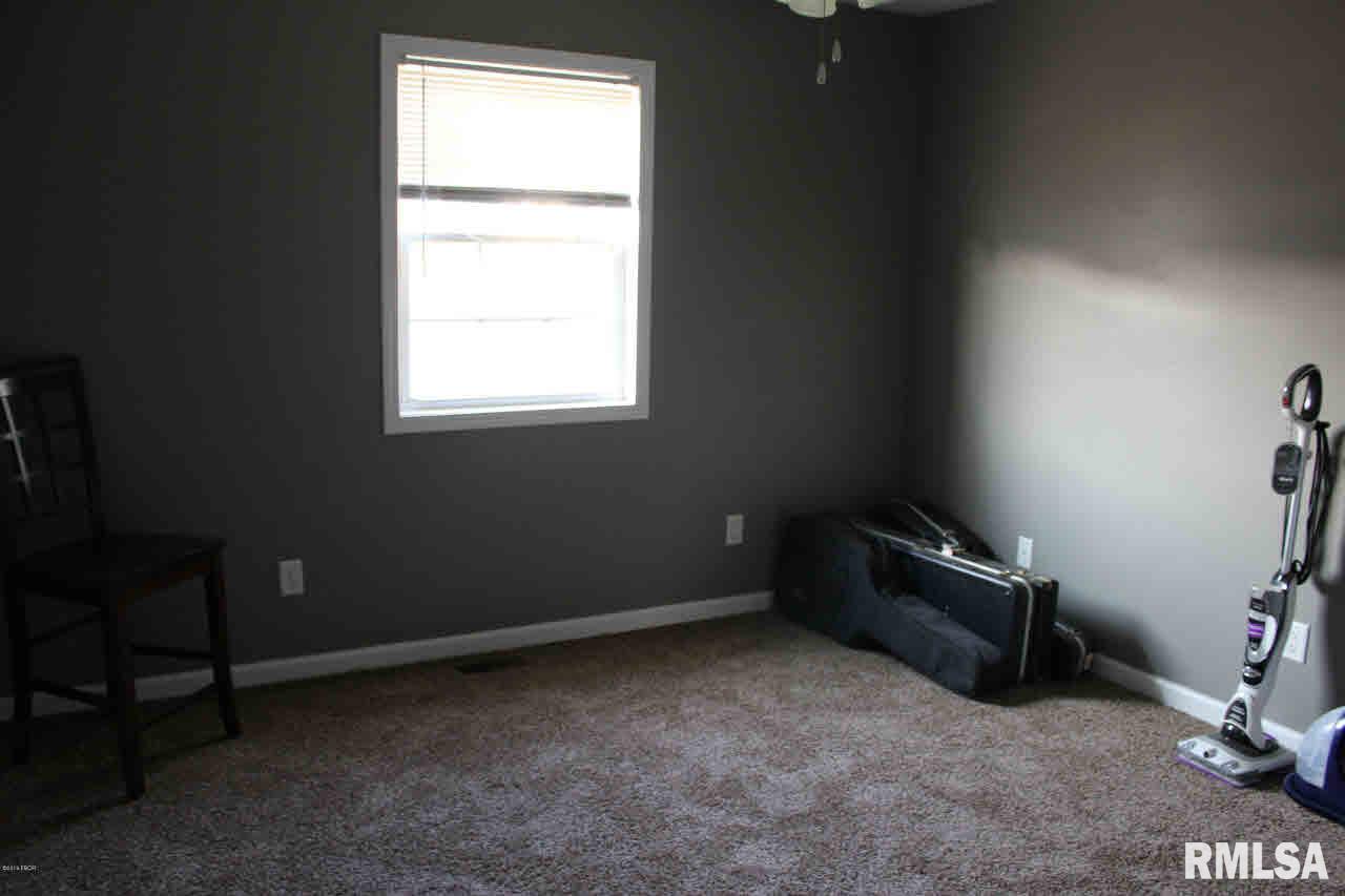 1707 Crown Road Herrin, IL 62948 - Photo 12 of 19
