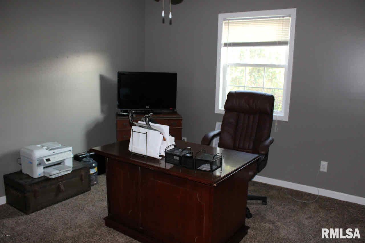1707 Crown Road Herrin, IL 62948 - Photo 14 of 19