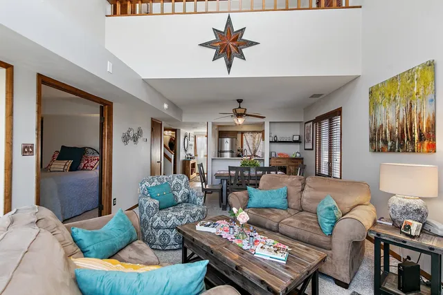 $329,900 | A22 Long Bay Point Drive, Unit A22, Galena, IL 61036