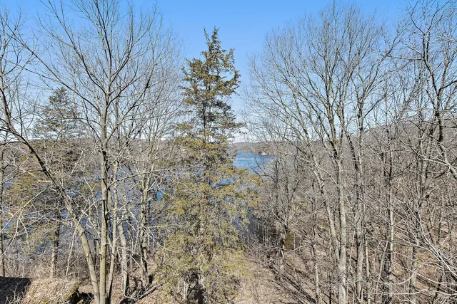 $329,900 | A22 Long Bay Point Drive, Unit A22, Galena, IL 61036