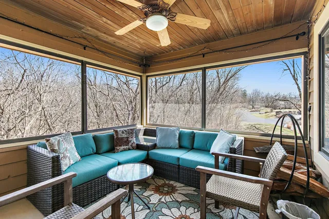 $329,900 | A22 Long Bay Point Drive, Unit A22, Galena, IL 61036