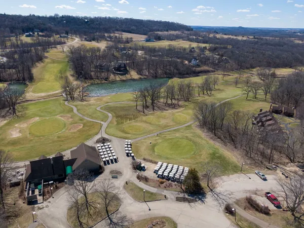 $309,000 | A22 Long Bay Point Drive, Unit A22, Galena, IL 61036