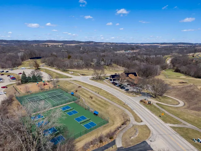 $329,900 | A22 Long Bay Point Drive, Unit A22, Galena, IL 61036