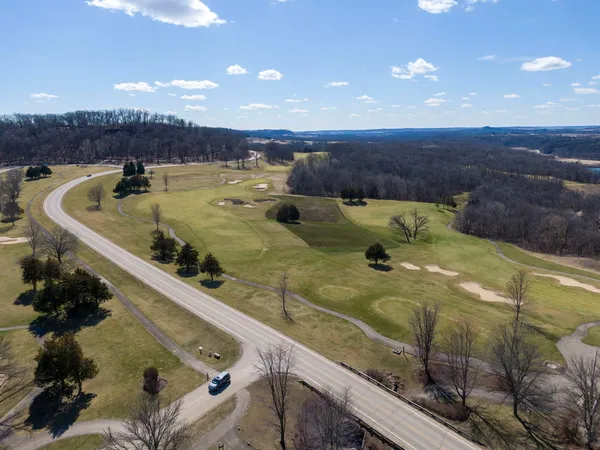 $309,000 | A22 Long Bay Point Drive, Unit A22, Galena, IL 61036
