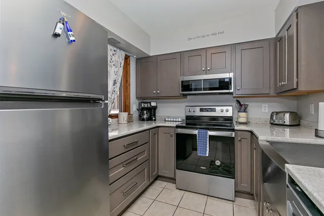 $329,900 | A22 Long Bay Point Drive, Unit A22, Galena, IL 61036