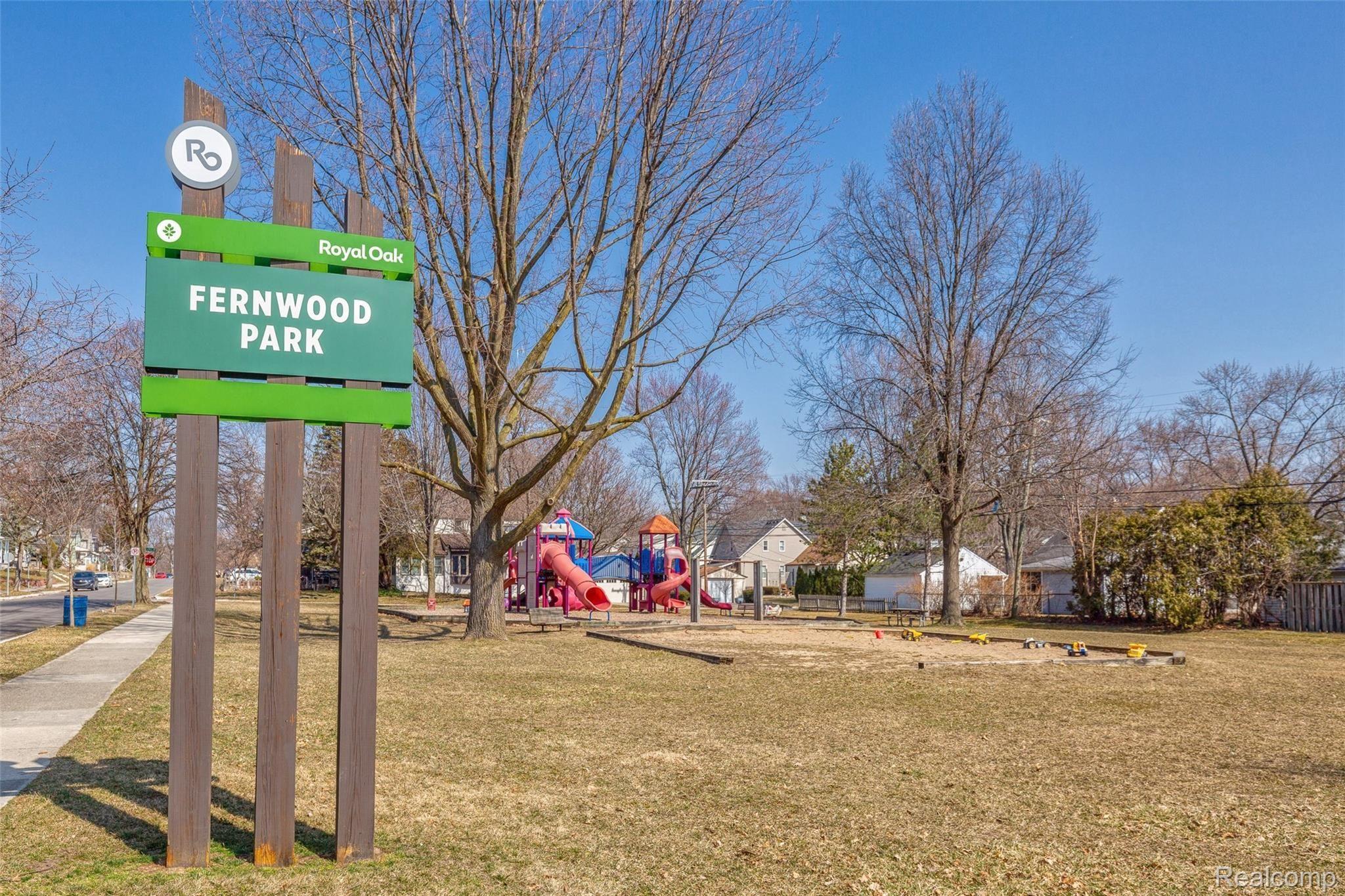 605 Lockwood Road Royal Oak, MI 48067 - Photo 34 of 35 Enjoy the Extra Space of a Park Behind the House