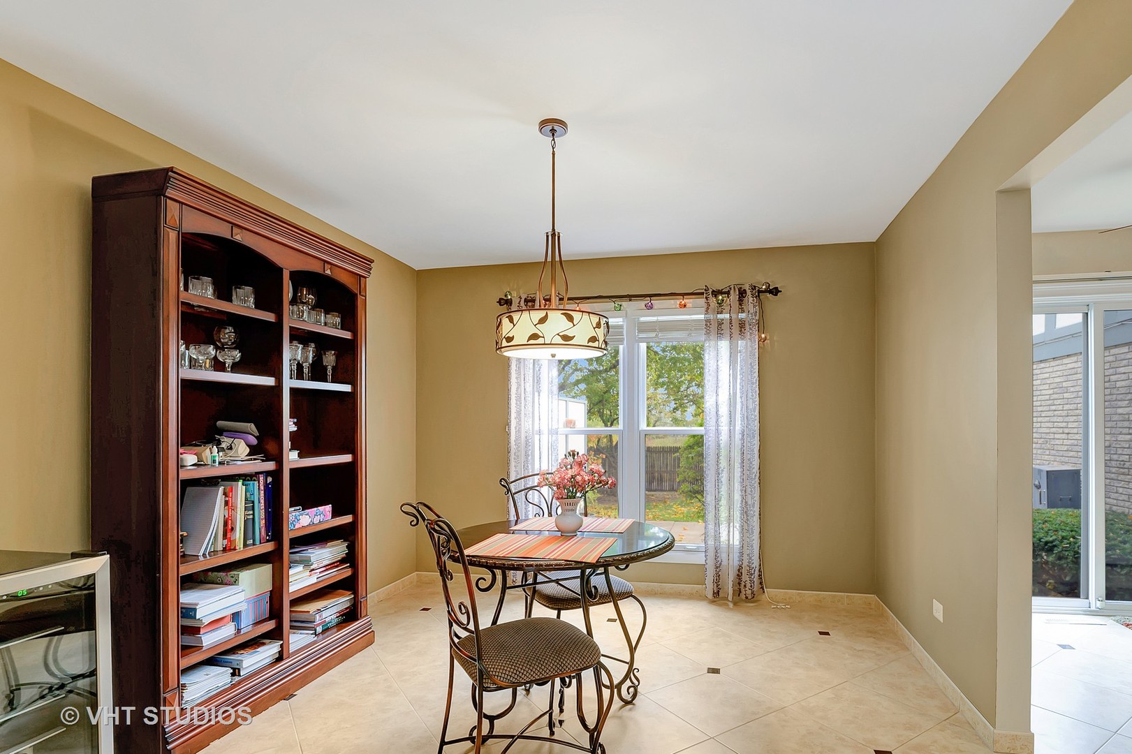 122 West Golf Road Libertyville, IL 60048 - Photo 3 of 25