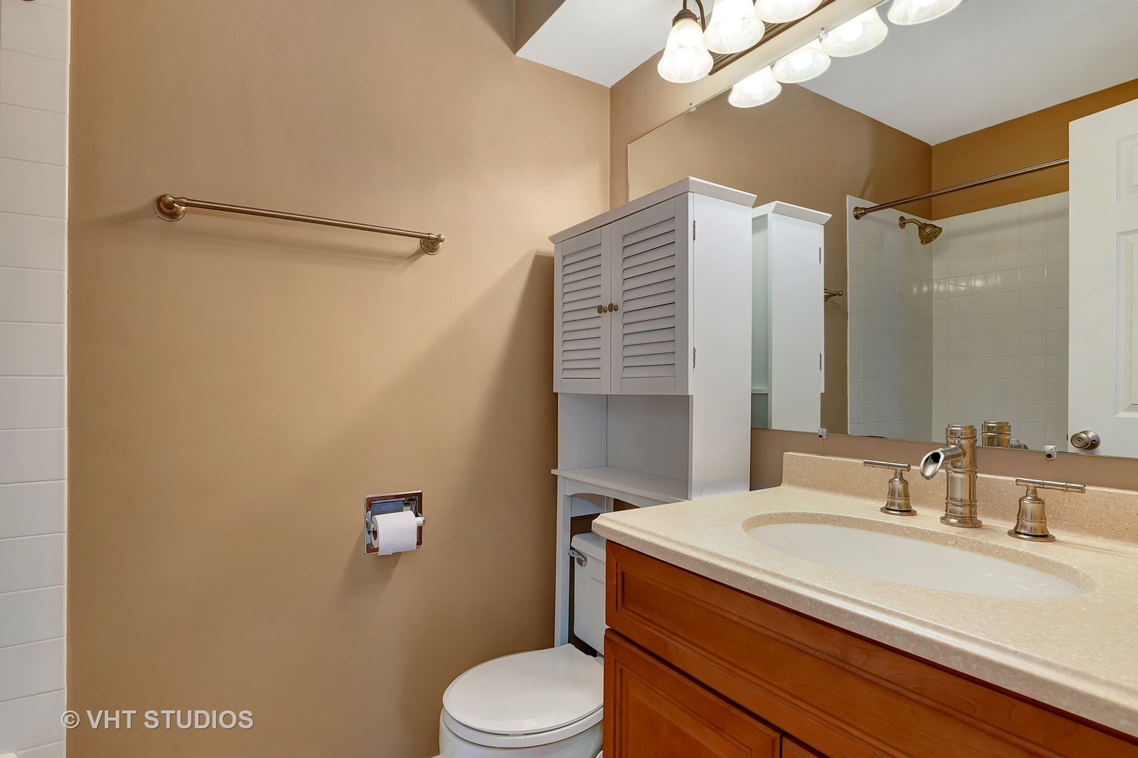 122 West Golf Road Libertyville, IL 60048 - Photo 9 of 25