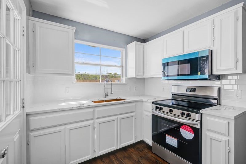 12610 Rio Bravo Street Rosharon, TX 77583 - Photo 13 of 33