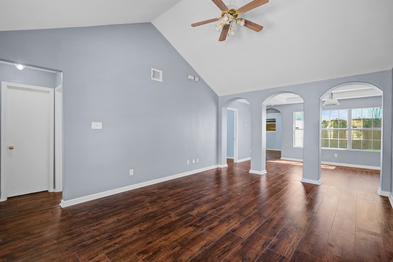 12610 Rio Bravo Street Rosharon, TX 77583 - Photo 8 of 33