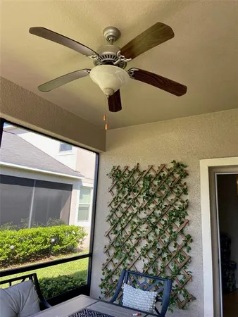 $2,325 | 21118 Passive Porch Drive, Land O Lakes, FL 34637