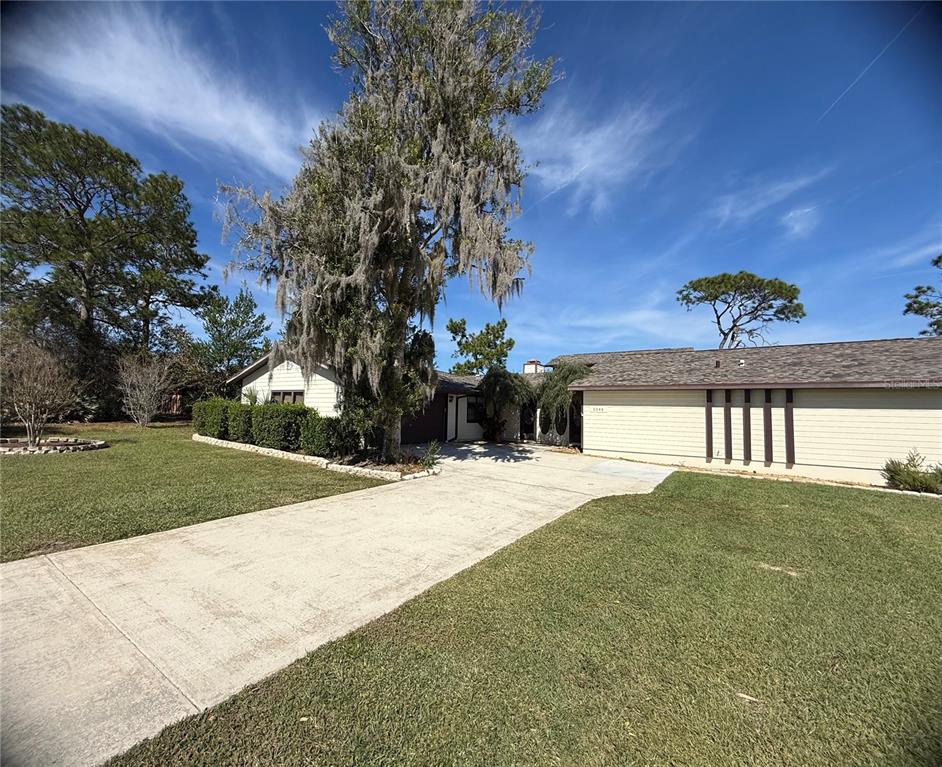 5544 Fairway Drive Ridge Manor, FL 33523 - Photo 3 of 57 Gallery Image 3