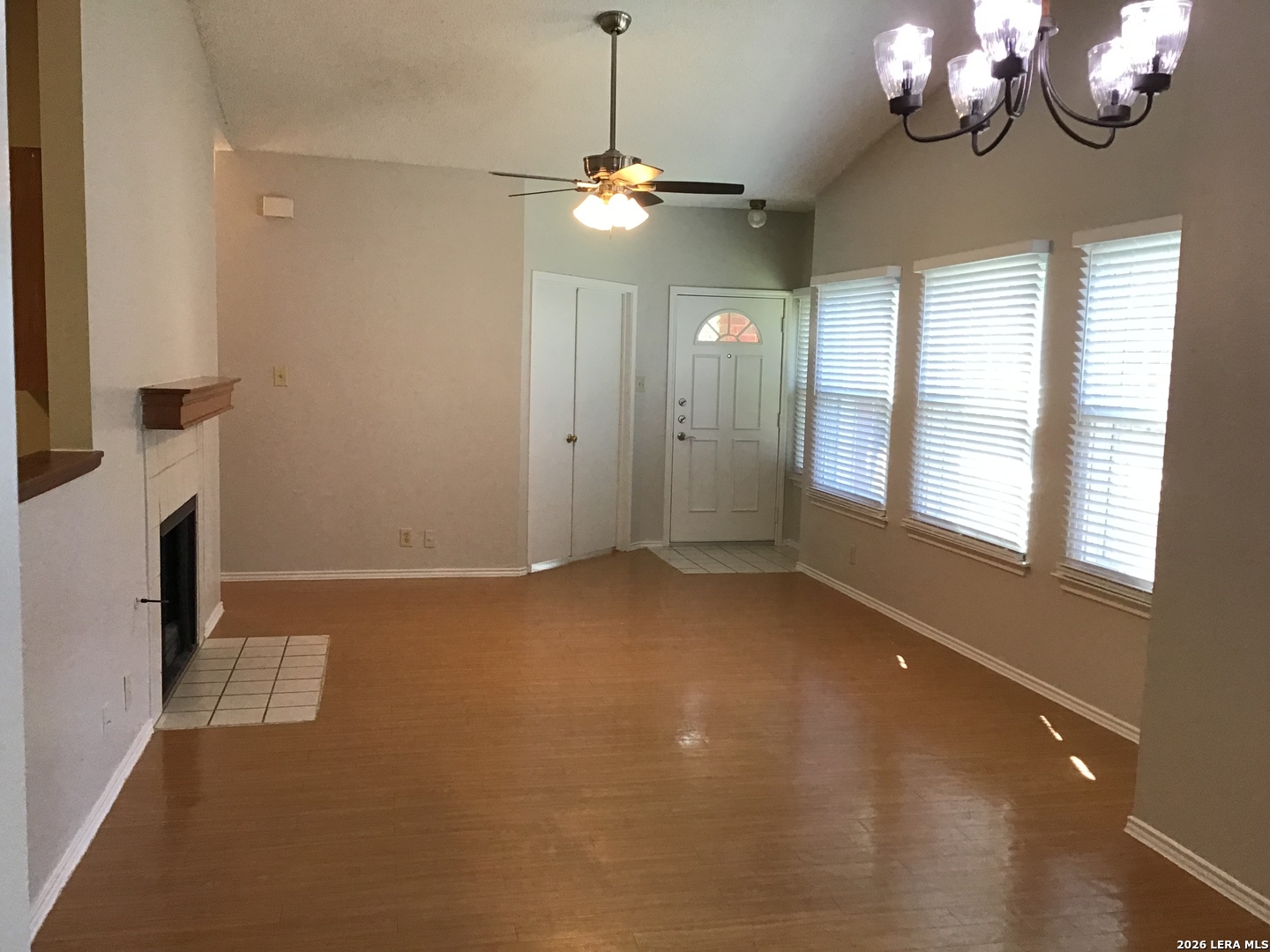 3405 Ridge Country Street San Antonio, TX 78247 - Photo 9 of 15