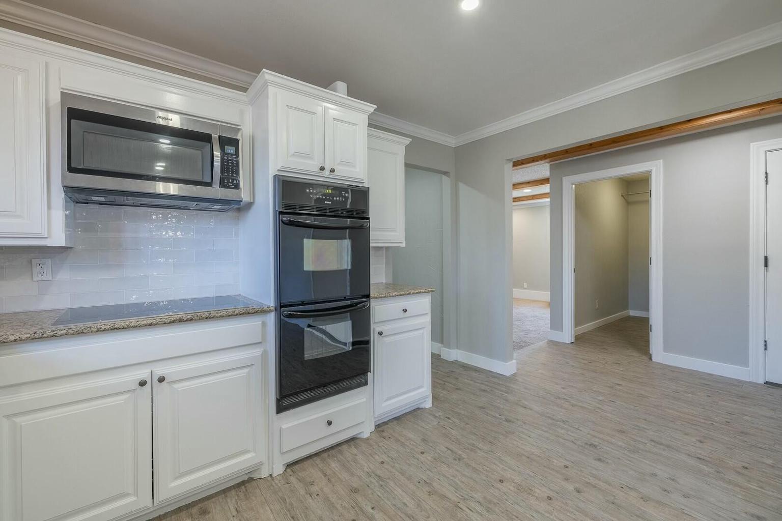 5514 76th Street Lubbock, TX 79424 - Photo 12 of 31 20250203155219405321000000-o