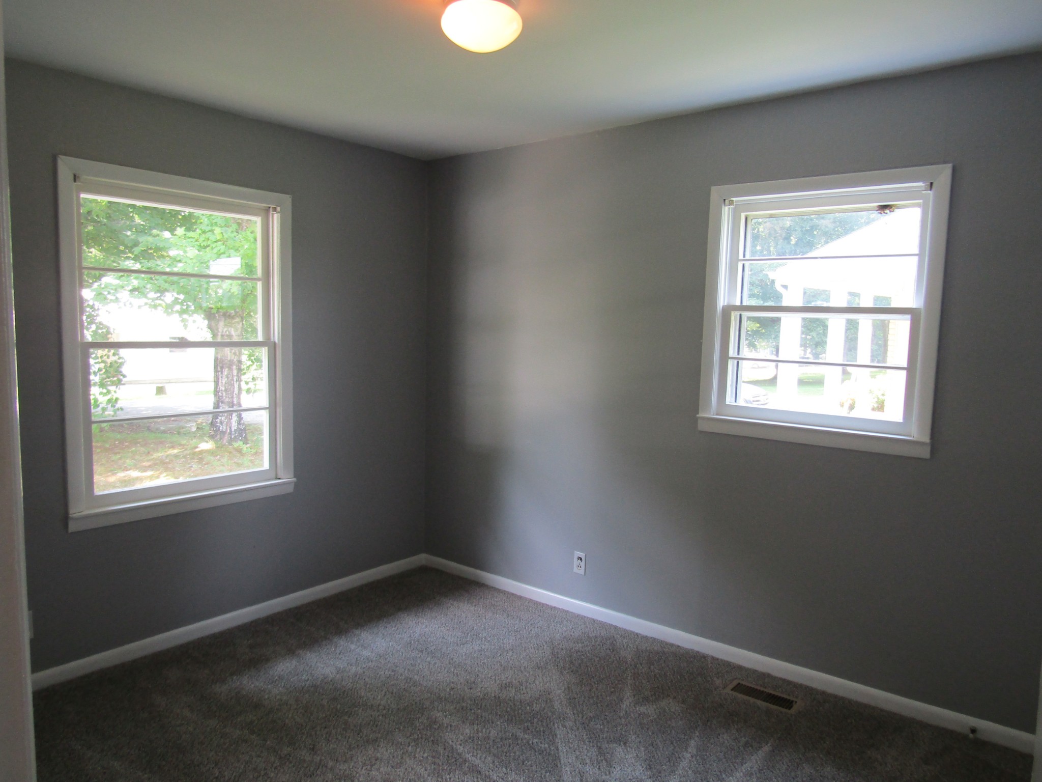 614 Riverside Drive Manchester, TN 37355 - Photo 9 of 18 Gallery Image 9