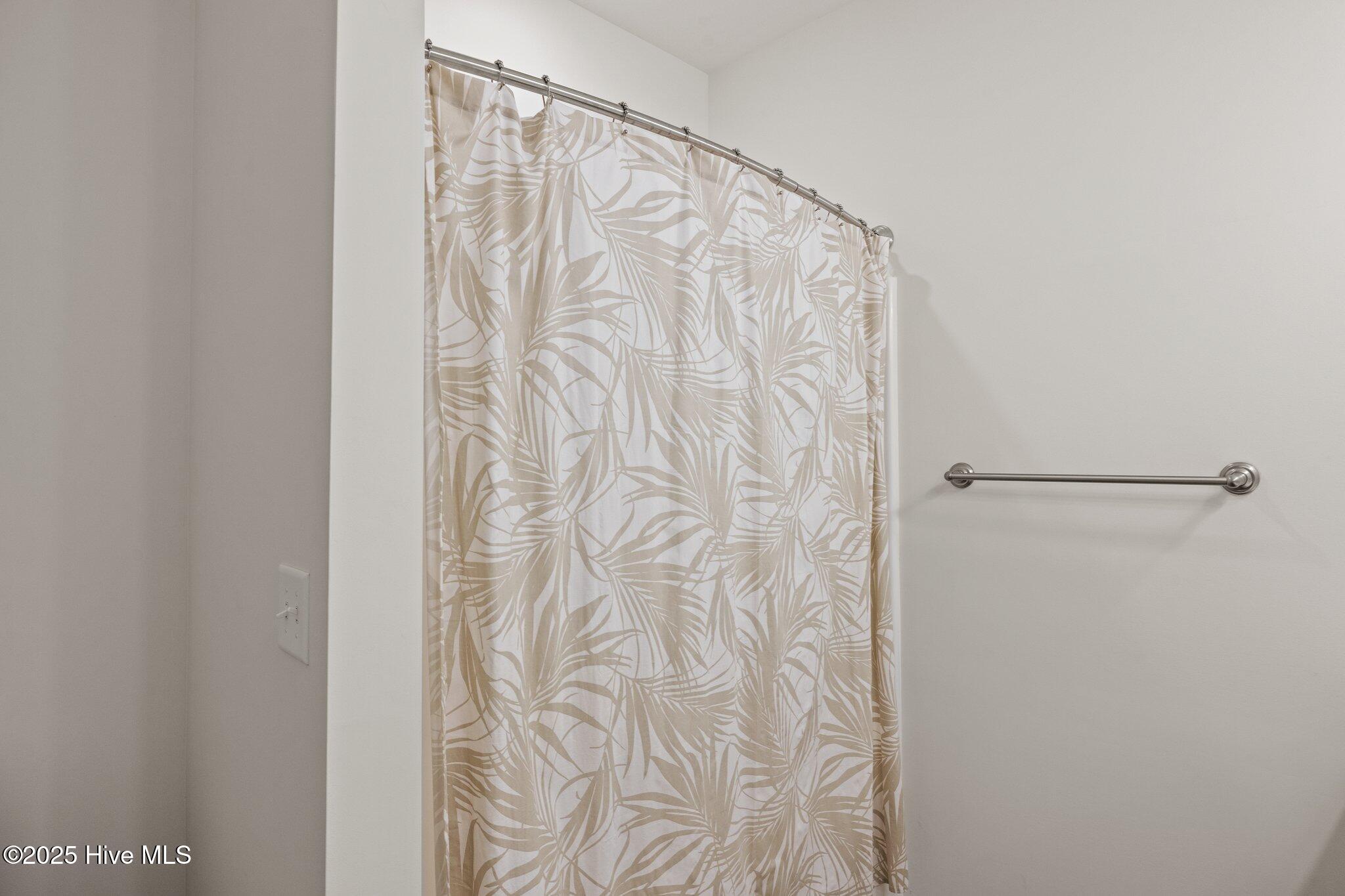 175 Freedom Park Road Beaufort, NC 28516 - Photo 29 of 41 2nd full bath