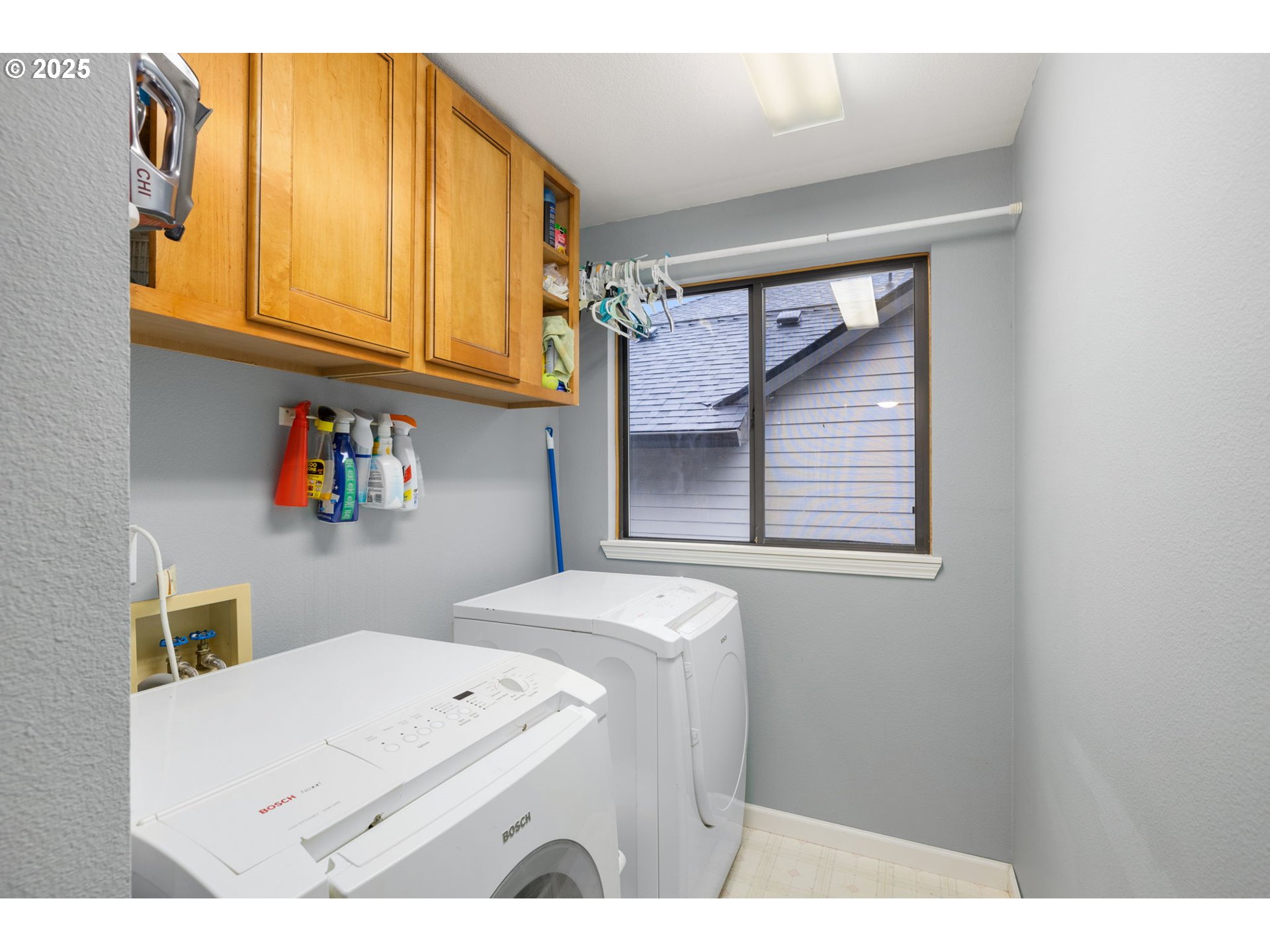 12808 Southwest Falcon Rise Drive Portland, OR 97223 - Photo 39 of 46 a utility room with dryer and washer