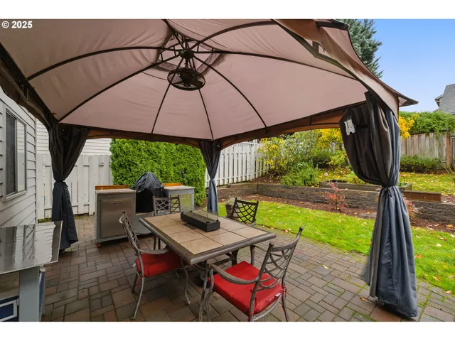 a table and chairs in the patio