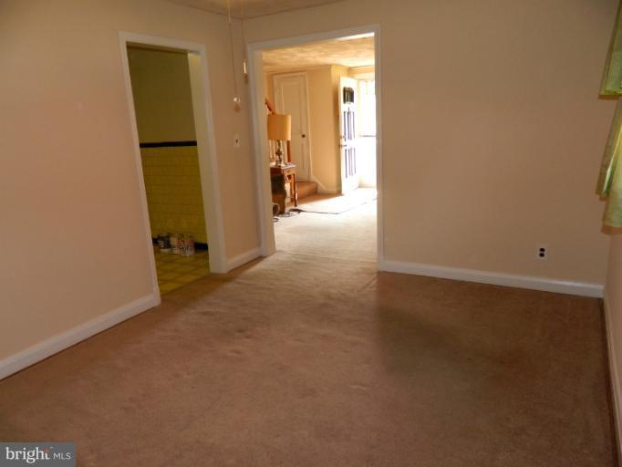 773 North Woodington Road Baltimore, MD 21229 - Photo 7 of 26 Dining Room