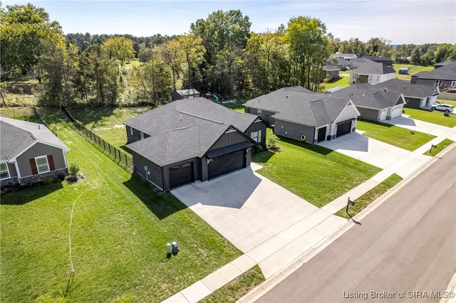 $324,900 | 610 Lonely Street, Memphis, IN 47143