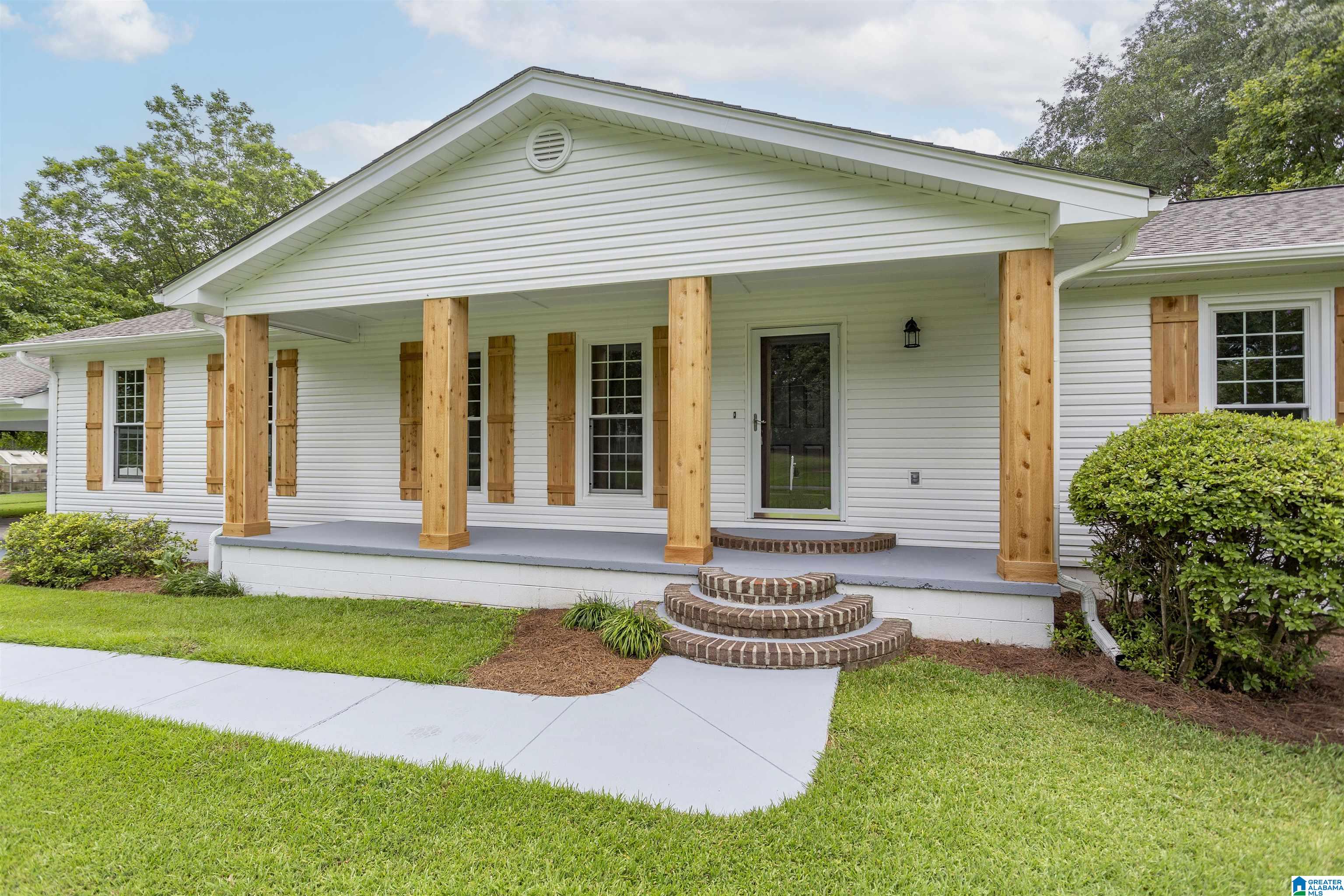 199 Sycamore Lane Alabaster, AL 35007 - Photo 4 of 52