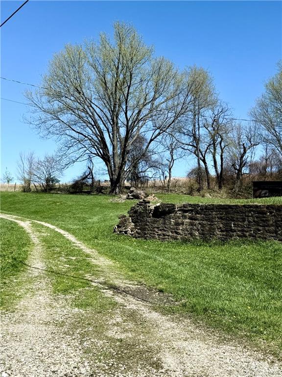 118 Hill Farm Road Dunbar, PA 15431 - Photo 2 of 32