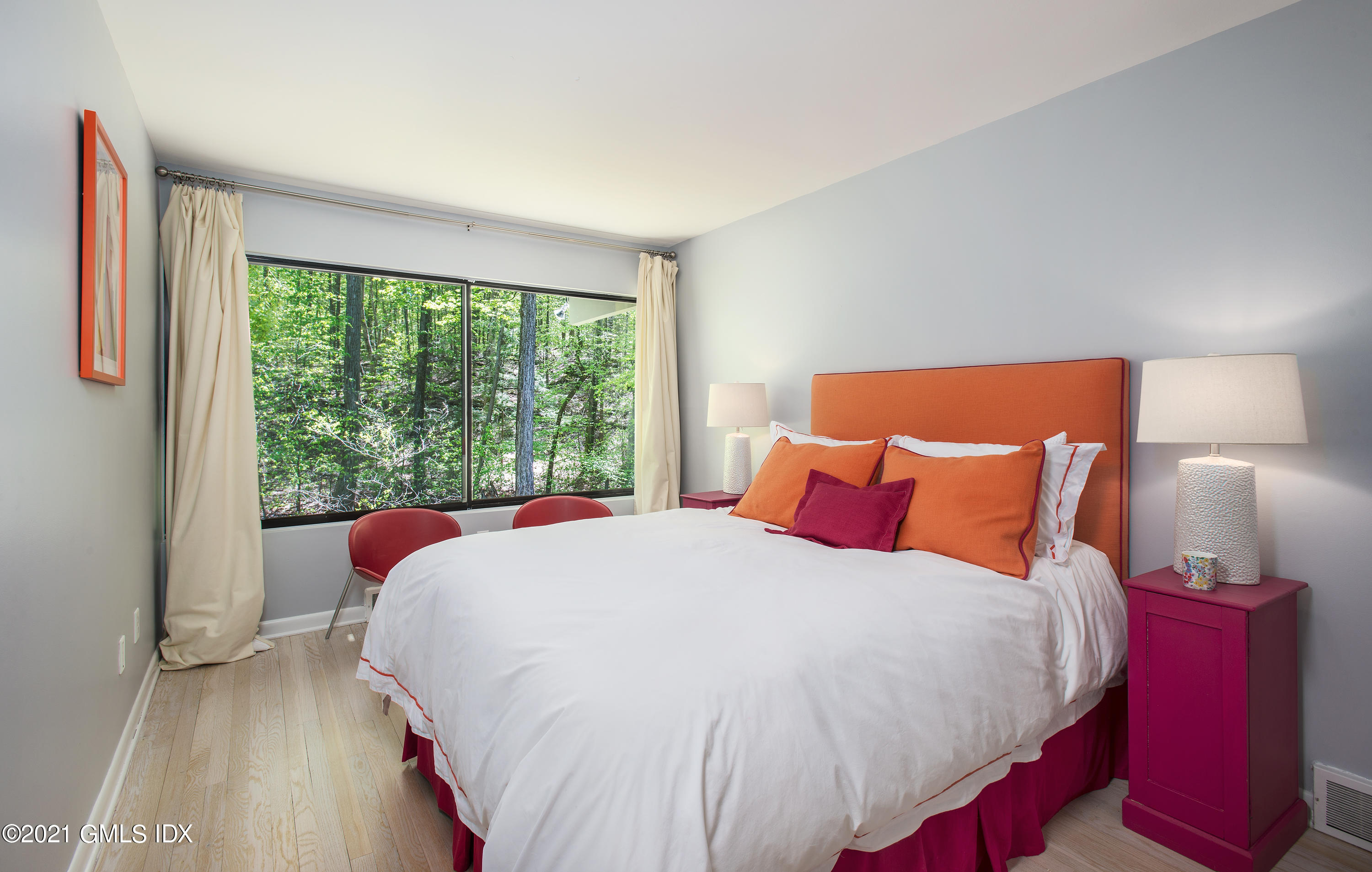 51 Pine Ridge Road Greenwich, CT 06830 - Photo 11 of 25 051112-P8