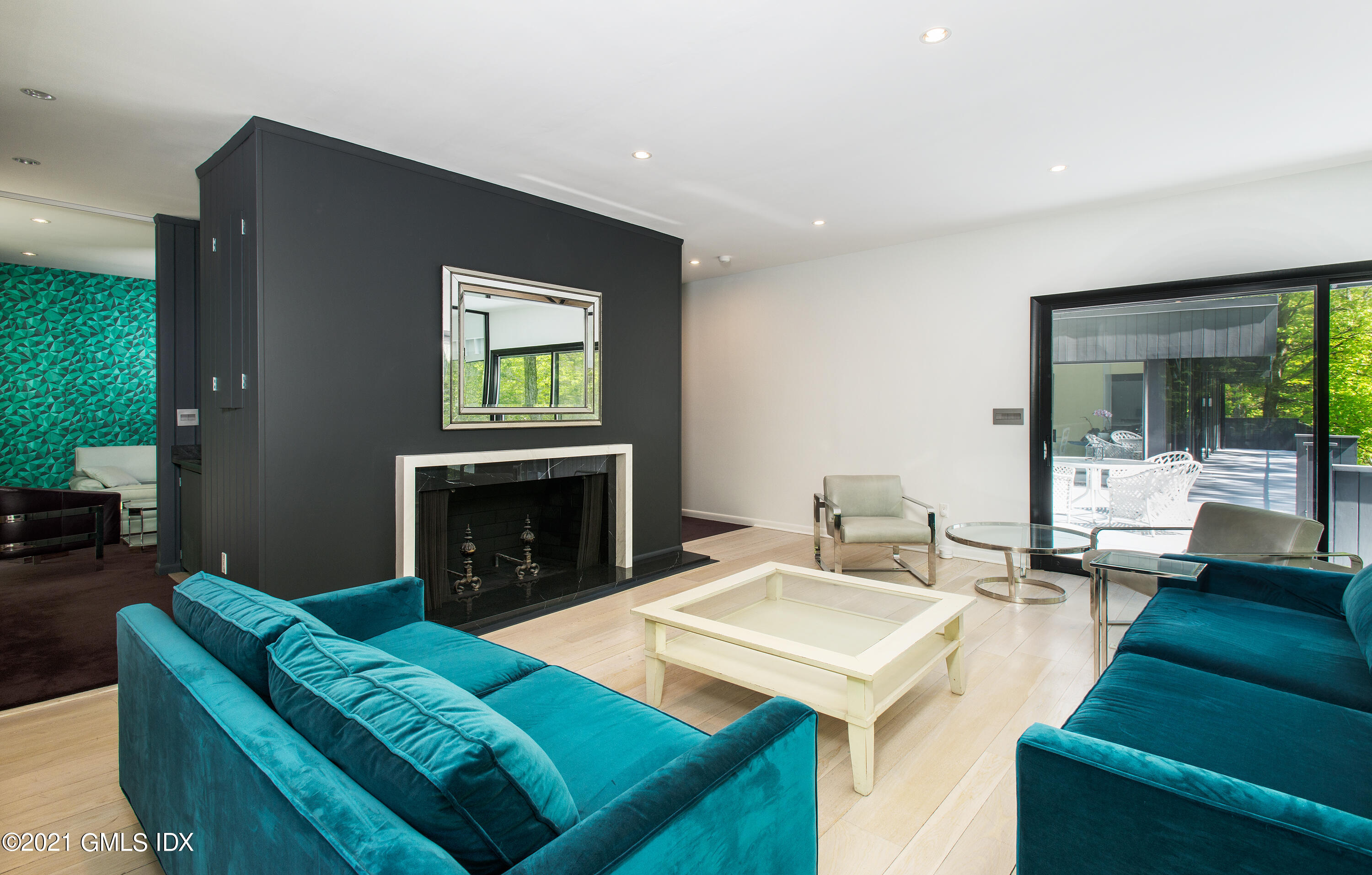 51 Pine Ridge Road Greenwich, CT 06830 - Photo 7 of 25 051112-P2