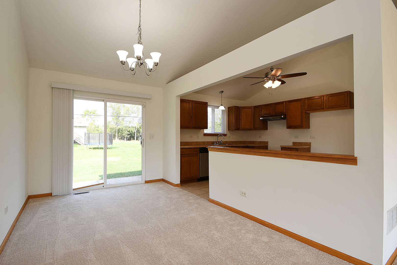 15544 Turner Avenue Markham, IL 60428 - Photo 8 of 21