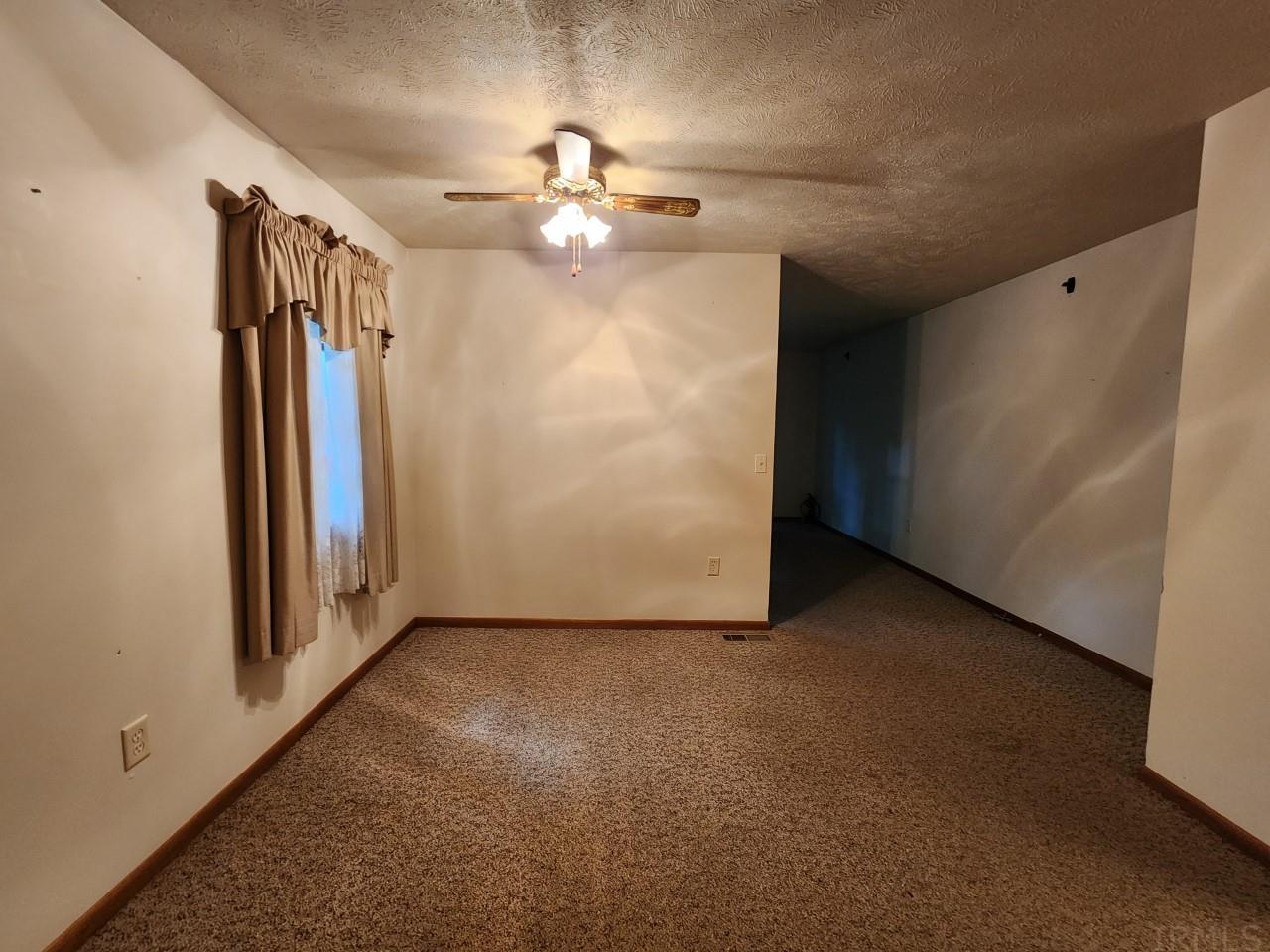 951 West Kelley Road Frankfort, IN 46041 - Photo 11 of 20 Gallery Image 11