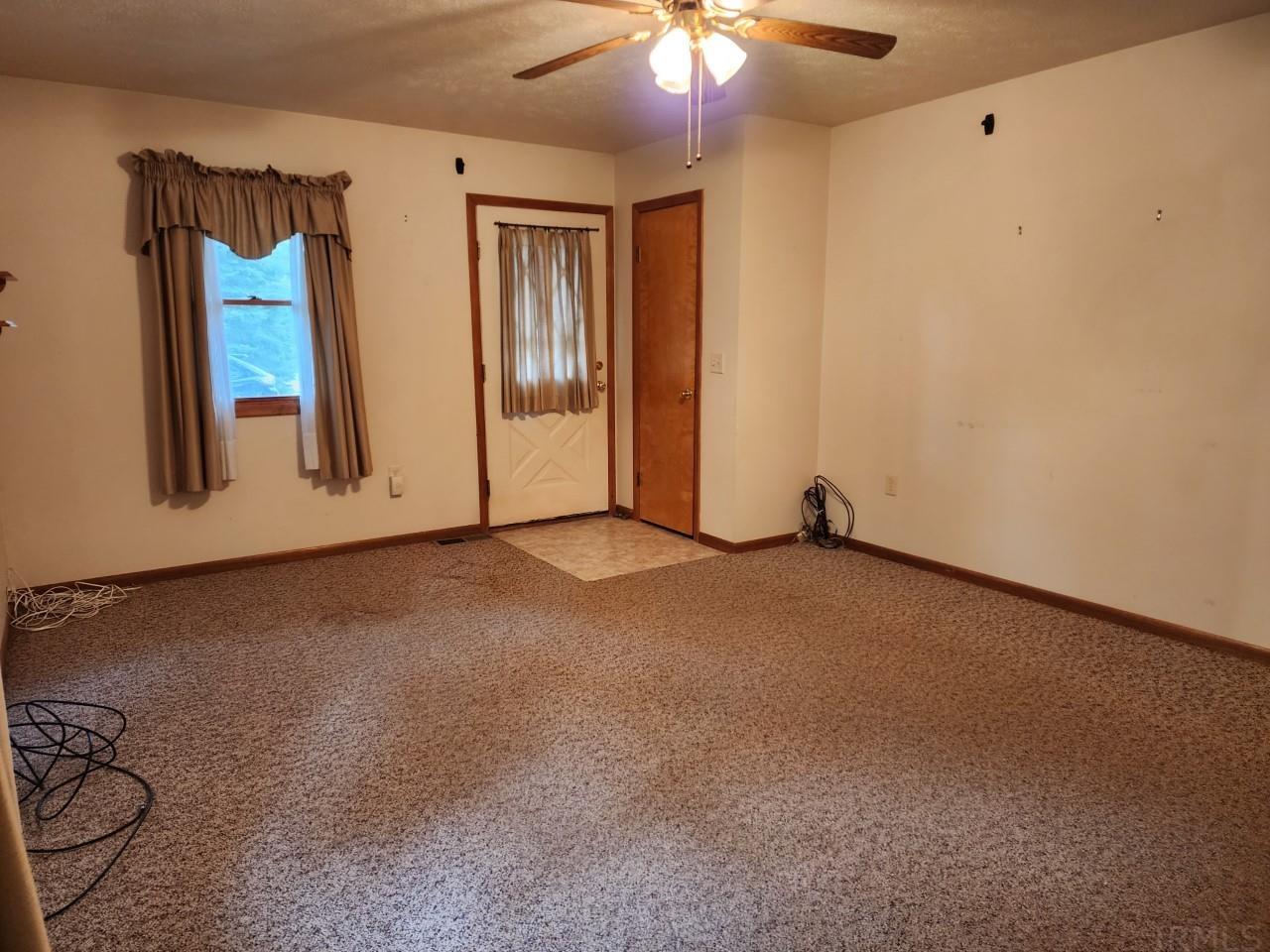 951 West Kelley Road Frankfort, IN 46041 - Photo 10 of 20 Gallery Image 10