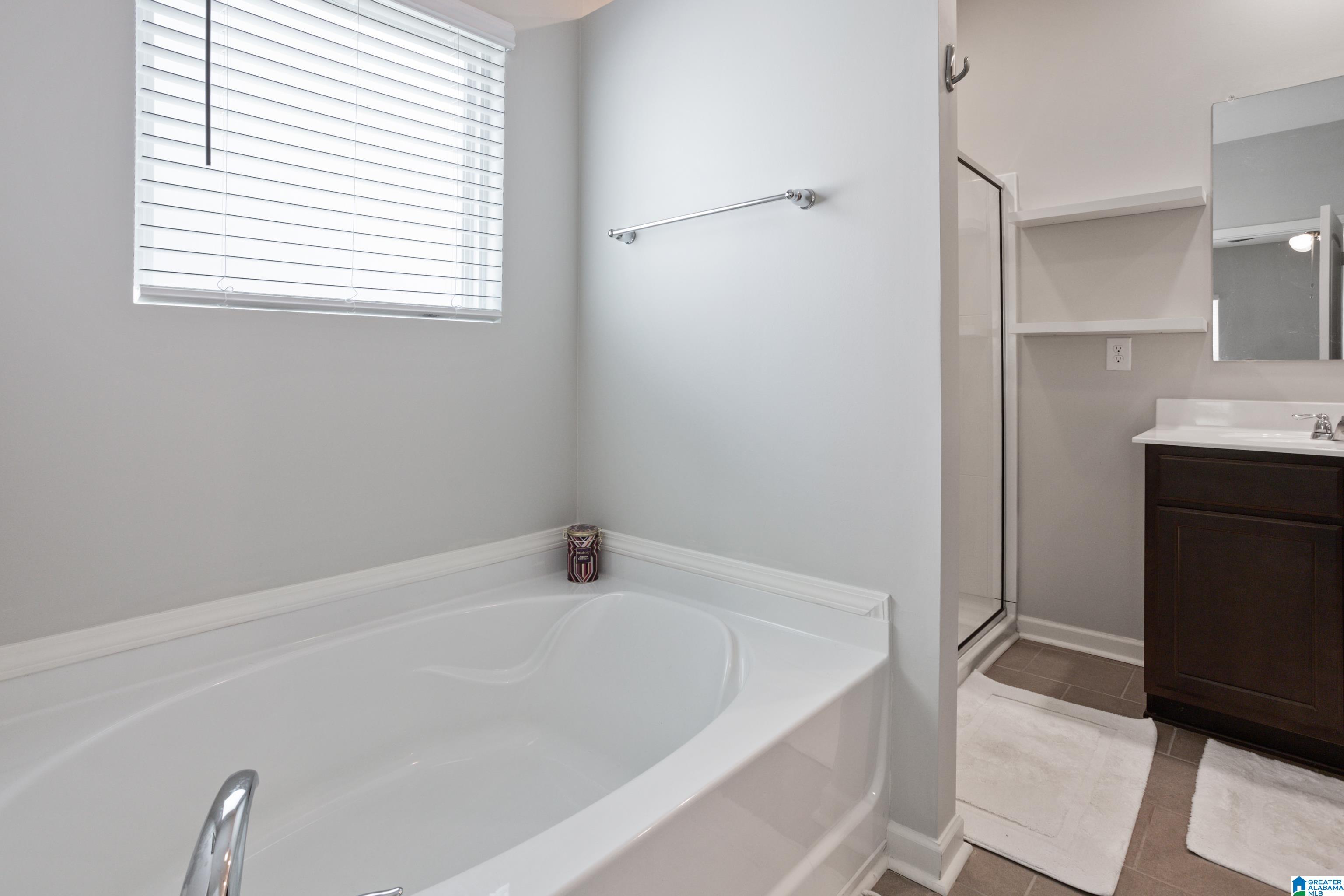 1071 Flyway View Lane Alabaster, AL 35007 - Photo 21 of 52 Gallery Image 21
