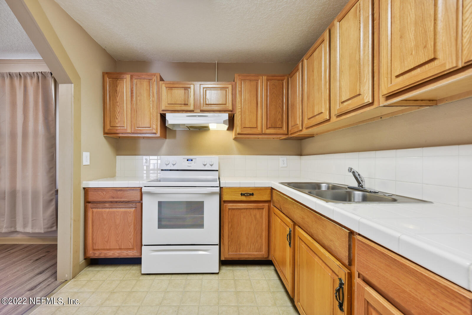 3073 Bessent Road Jacksonville, FL 32218 - Photo 13 of 24 Kitchen