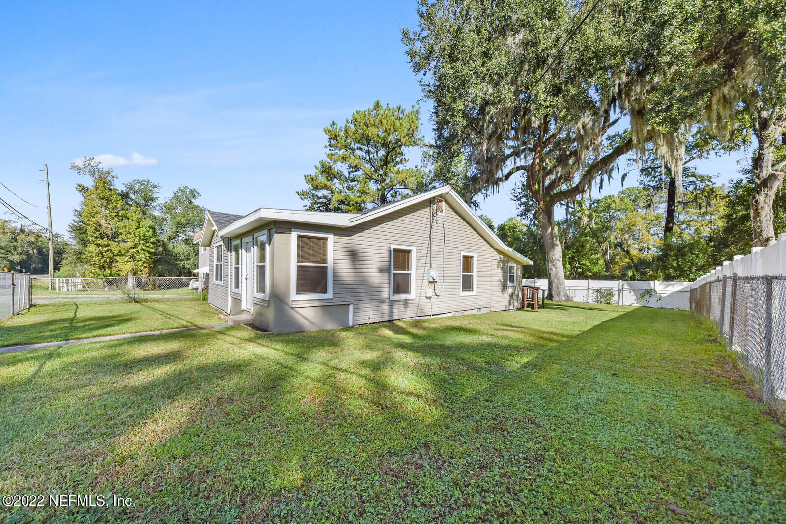 3073 Bessent Road Jacksonville, FL 32218 - Photo 3 of 24 Side of Home