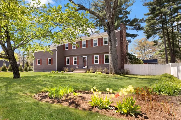 $699,900 | 184 Pleasant View Avenue, Smithfield, RI 02917