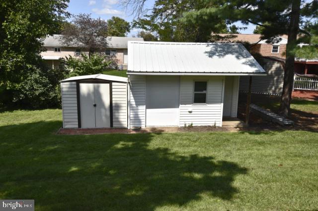 2255 Esbenshade Road York, PA 17408 - Photo 24 of 27