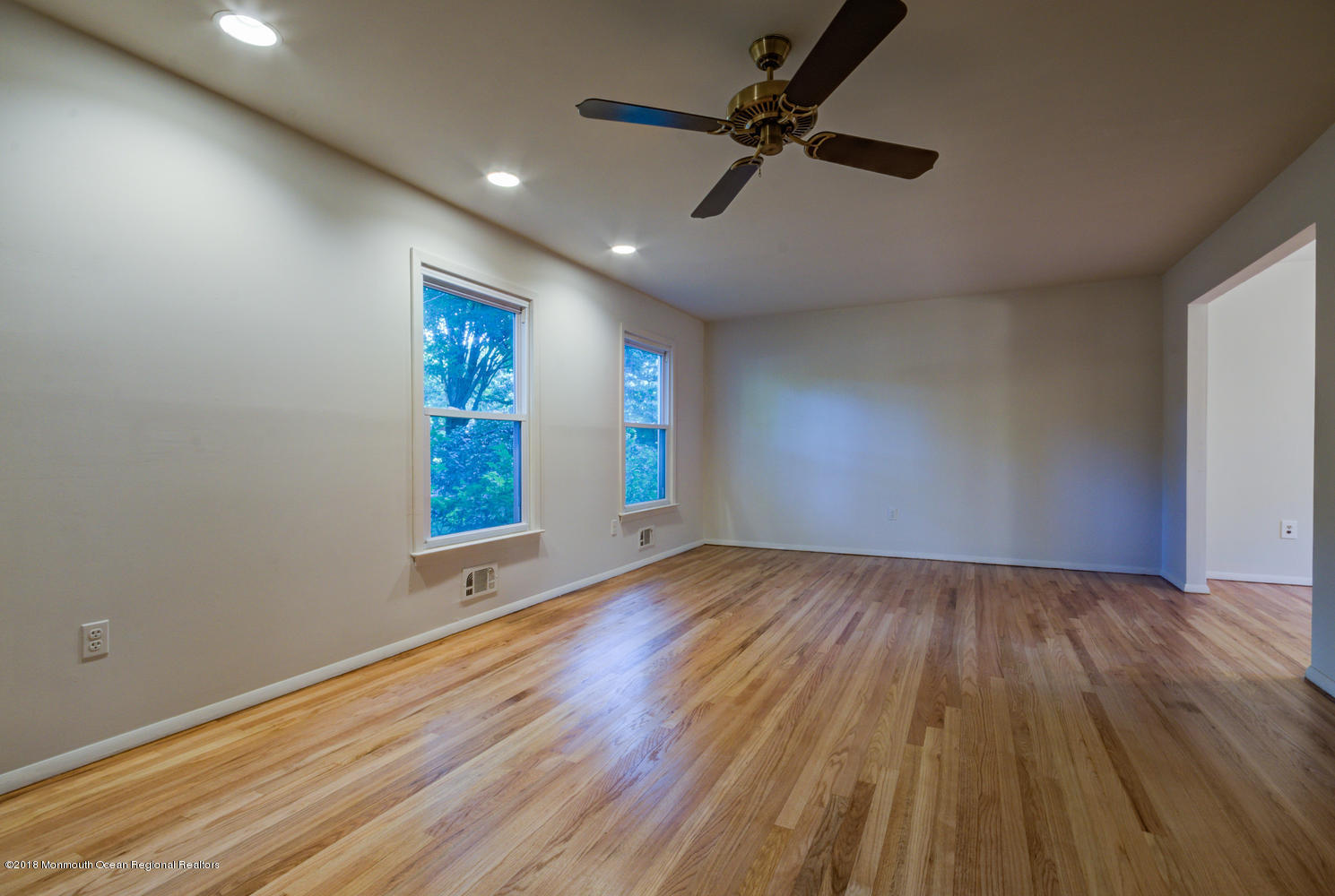 1 Maxwell Road East Brunswick, NJ 08816 - Photo 3 of 23 1 Maxwell Rd East Brunswick NJ-large-005