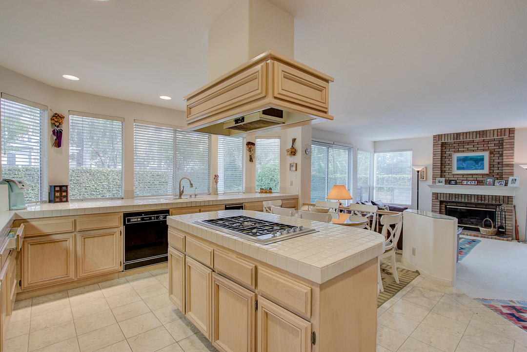 2106 Fox Den Court Oxnard, CA 93036 - Photo 21 of 79 Fox Den Ct MLS-20