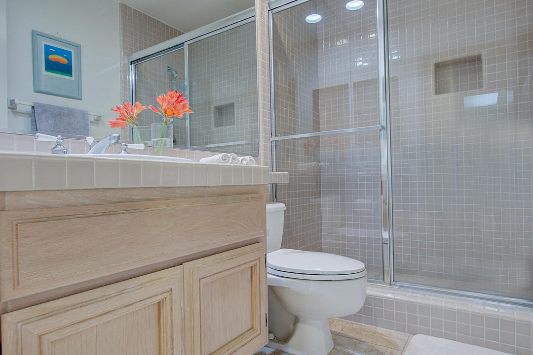 2106 Fox Den Court Oxnard, CA 93036 - Photo 33 of 79 Fox Den Ct MLS-31