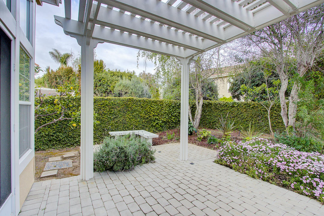 2106 Fox Den Court Oxnard, CA 93036 - Photo 60 of 79 Fox Den Ct MLS-62