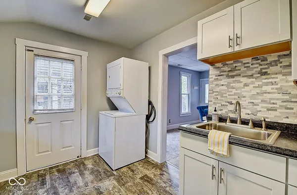 $1,400 | 1213 North Arsenal Avenue, Indianapolis, IN 46201