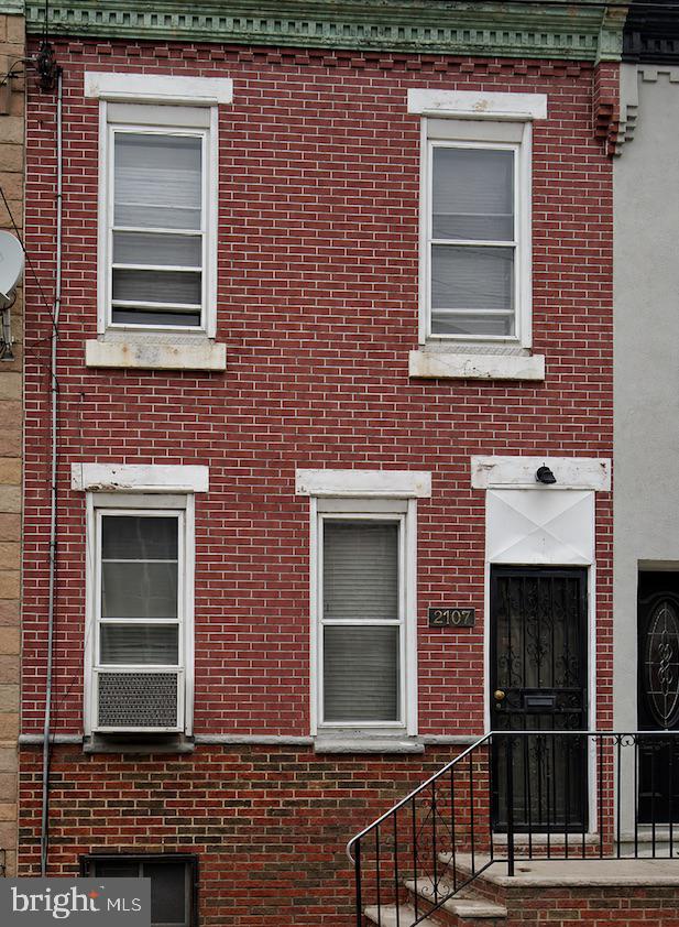 2107 Tasker Street Philadelphia, PA 19145 - Photo 1 of 8 Gallery Image 1