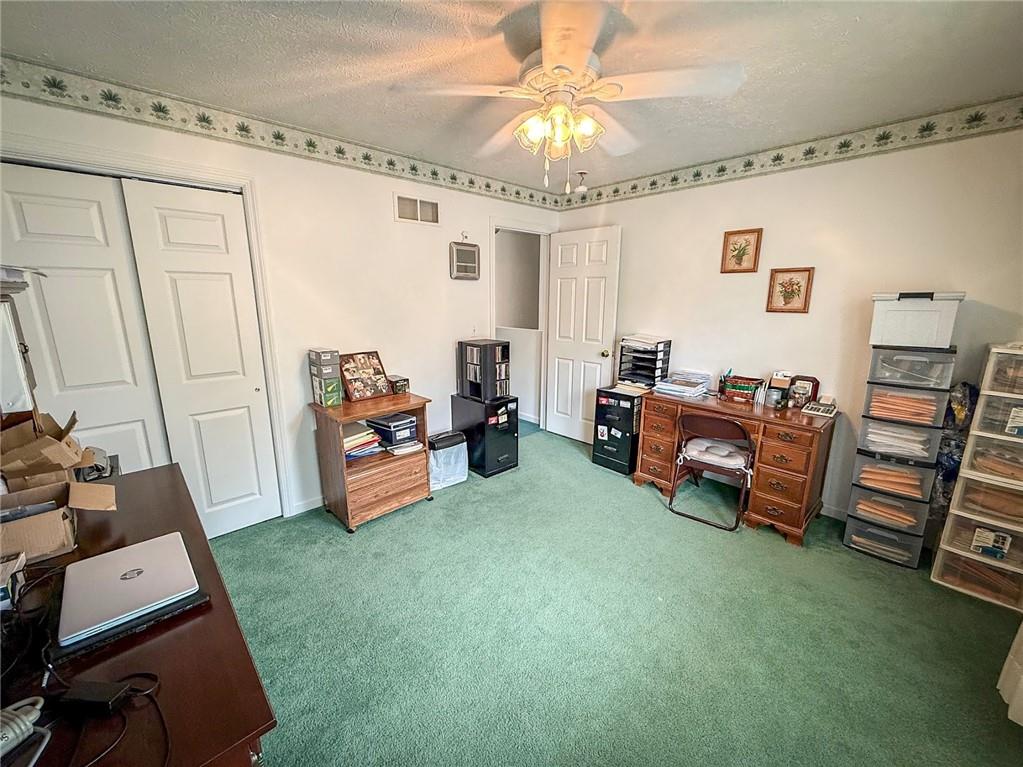 207 October Drive Butler, PA 16002 - Photo 20 of 44 Gallery Image 20